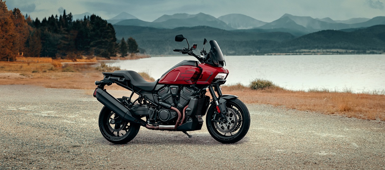 Experience Thrills with the 2025 Harley-Davidson® Pan America® 1250 ST near Craley, PA 